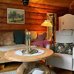 Dom wakacyjny Traditional Log By Seljord